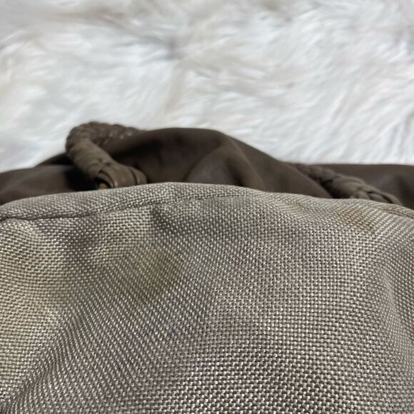 Ellie Tahari soft leather Brown large Satchel/ shoulder bag gold tone hardware - Picture 12 of 13